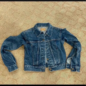 Vtg Levi’s Jean Jacket  - Made in Canada